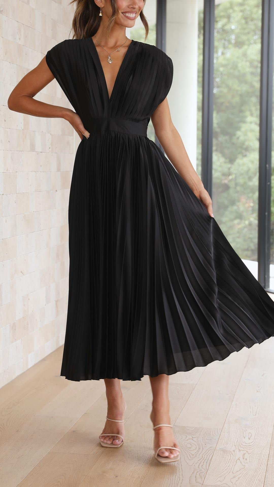 Maison-Blanche-Paris™ | Robe plissée élégante