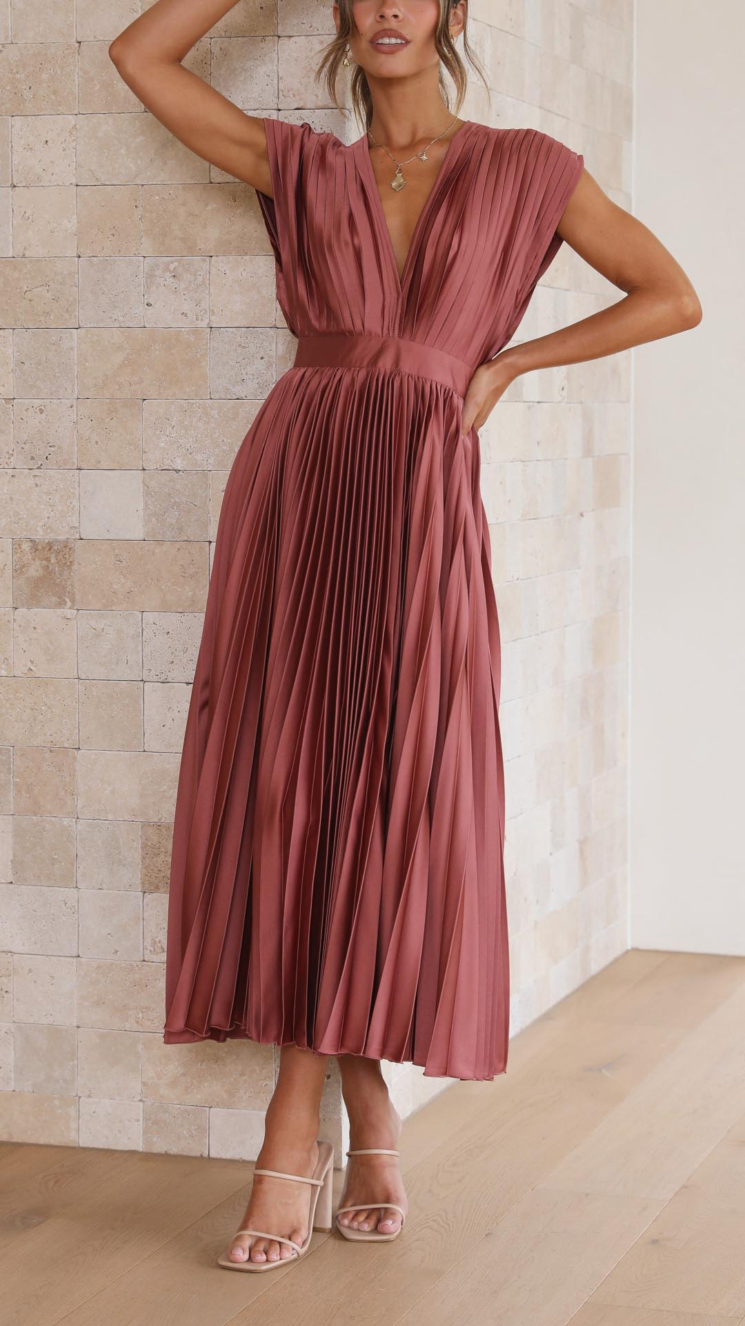 Maison-Blanche-Paris™ | Robe plissée élégante